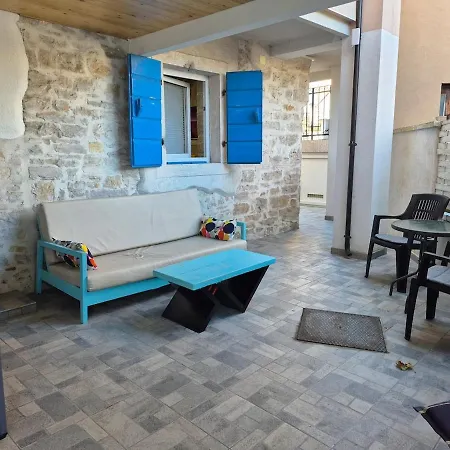 Doppelzimmer Carmen - Sauna, Badewanne, Wlan Apartamento