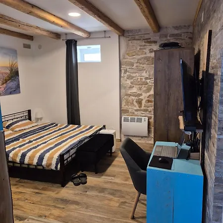 Apartamento Doppelzimmer Carmen - Sauna, Badewanne, Wlan