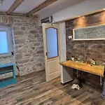 Apartament Doppelzimmer Carmen - Sauna, Badewanne, Wlan